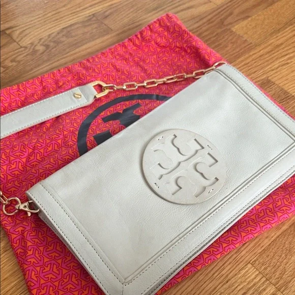 Tory Burch Beige Leather Wristlet - Picture 3 of 6